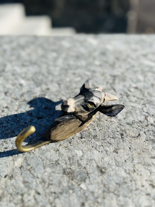 Hovedbilde GEIT HAND CARVED HOOK 